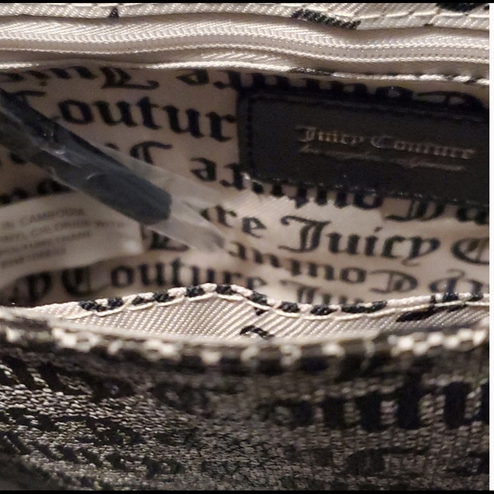 Juicy Couture - Heart to Heart Crossbody - Picture 5 of 5